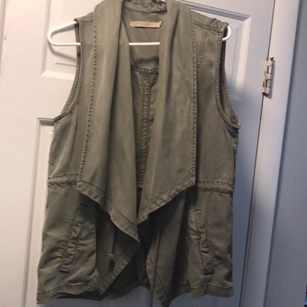 Army green women’s vest